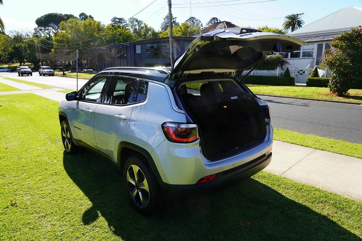 2018 Jeep Compass Limited (4x4) M6 MY18