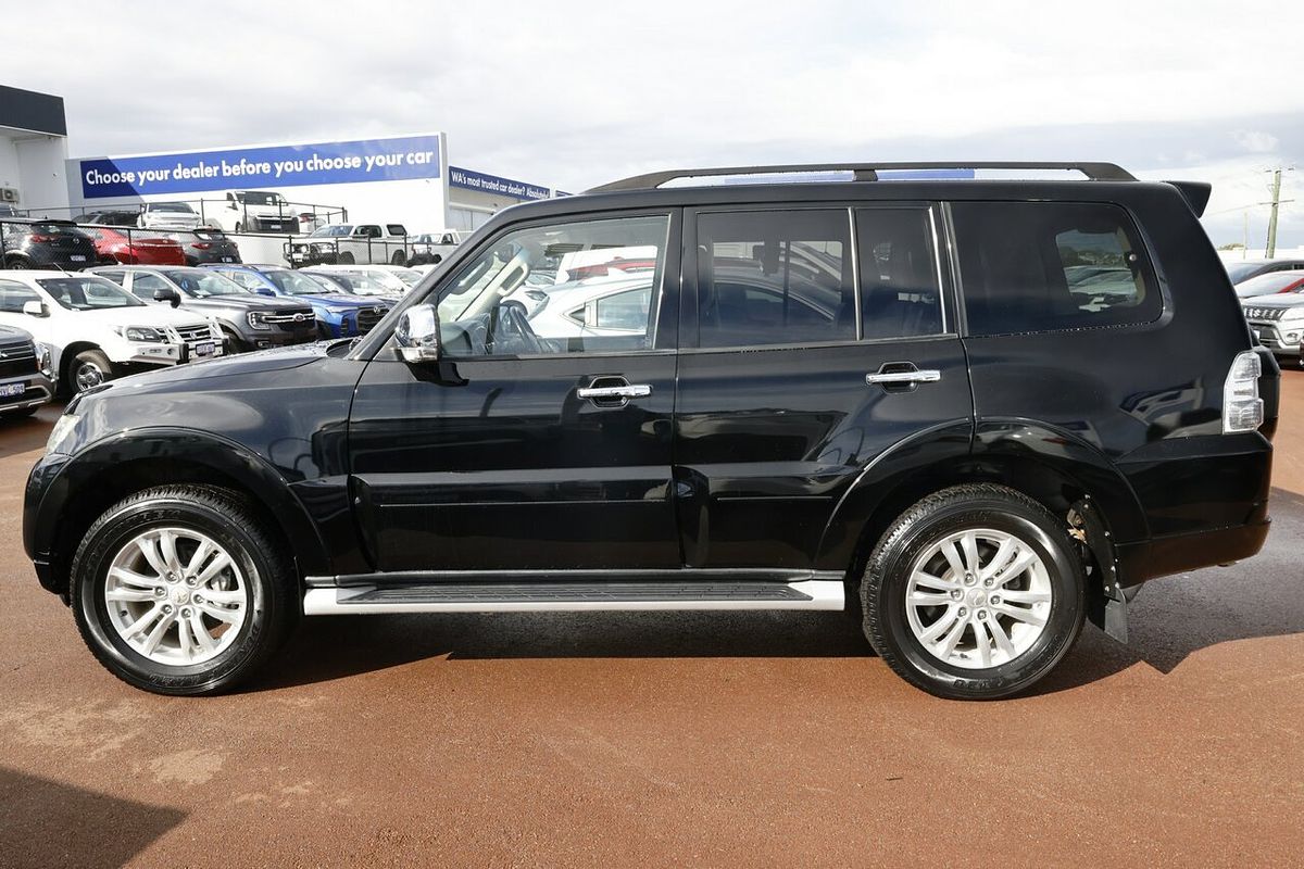 2016 Mitsubishi Pajero GLS NX