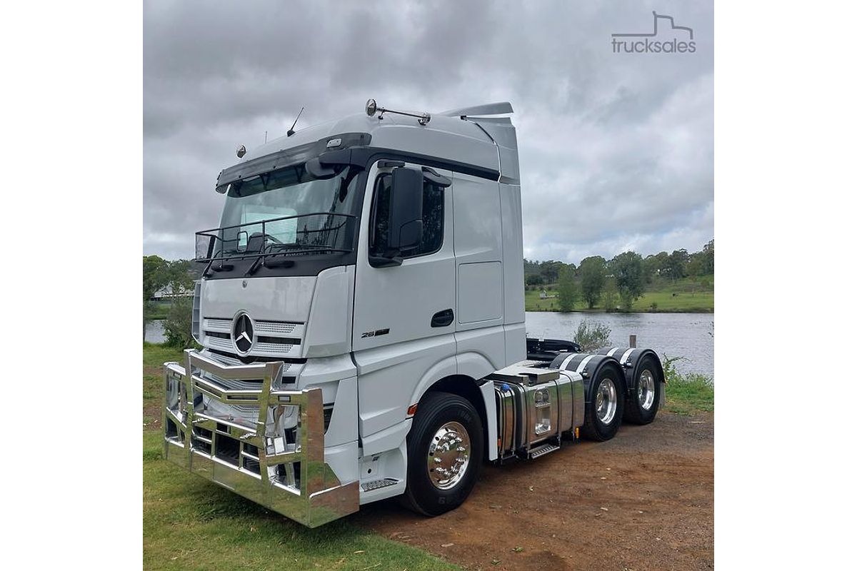 2023 Mercedes-Benz Actros 2663