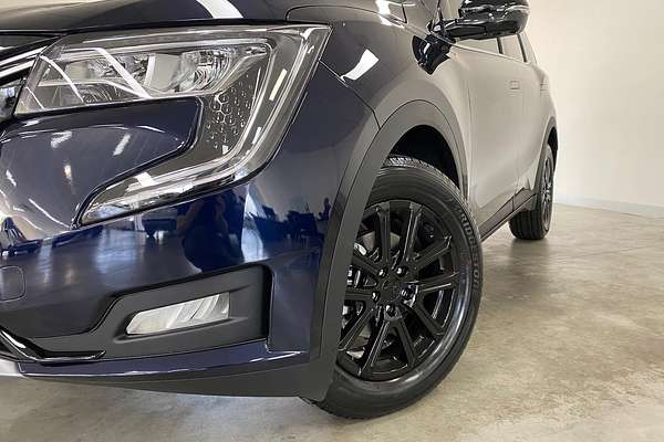2024 Mahindra XUV700 AX7L