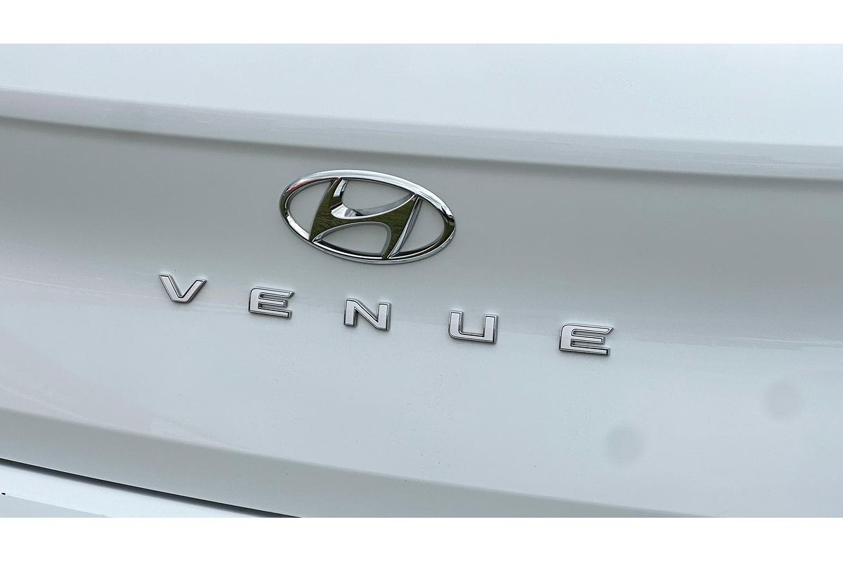 2022 Hyundai Venue Active QX.V4