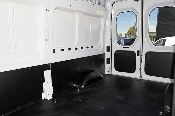 2023 LDV Deliver 9 LWB