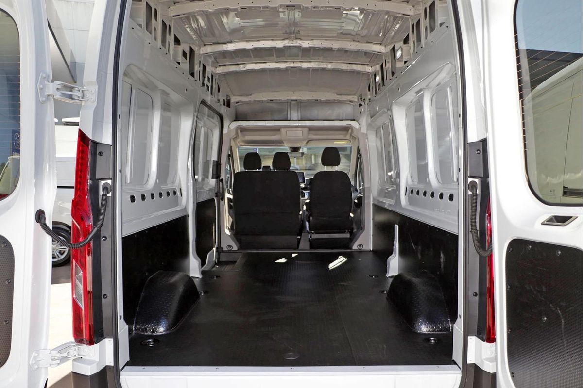 2023 LDV Deliver 9 LWB