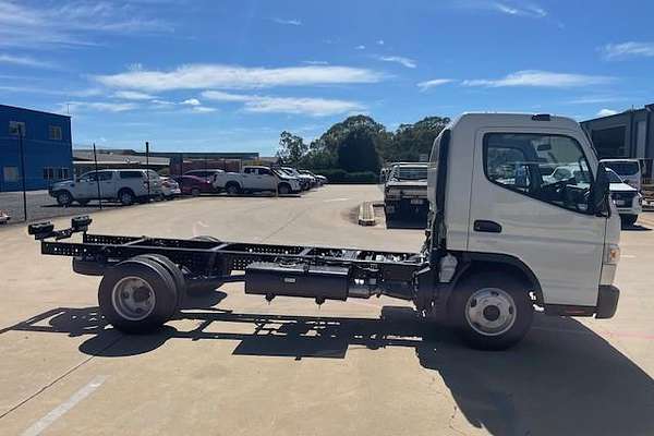 2024 Fuso Canter 615