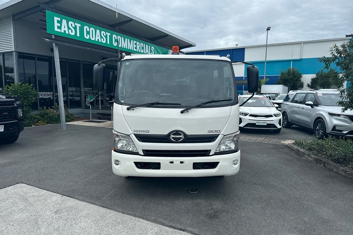 2017 Hino 300 Series 816 4x2