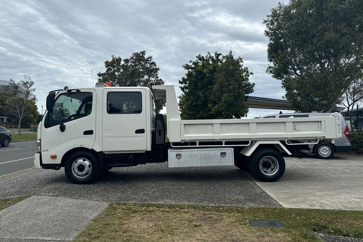 2017 Hino 300 Series 816 4x2