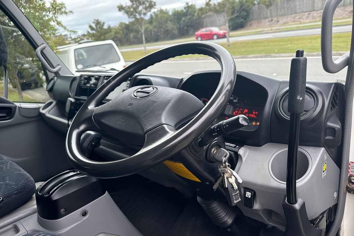 2017 Hino 300 Series 816 4x2