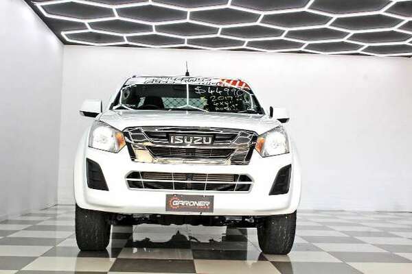 2017 Isuzu D-MAX SX DUAL CAB MY17
