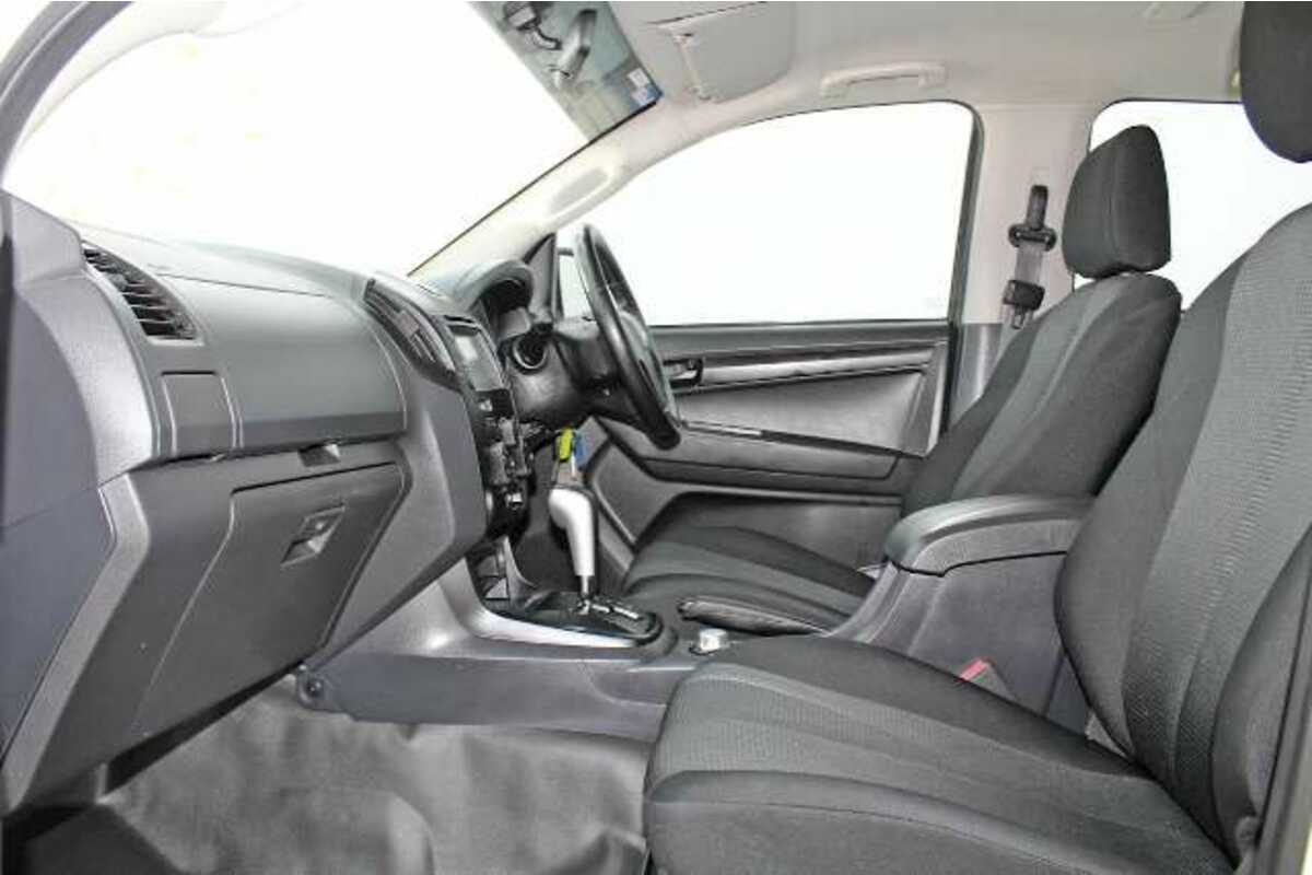 2017 Isuzu D-MAX SX DUAL CAB MY17