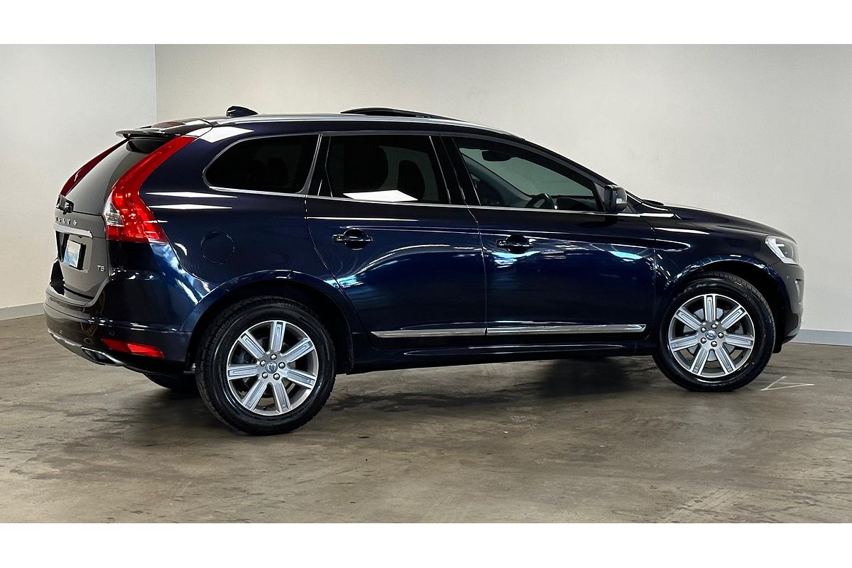 2015 Volvo XC60 T5 Luxury