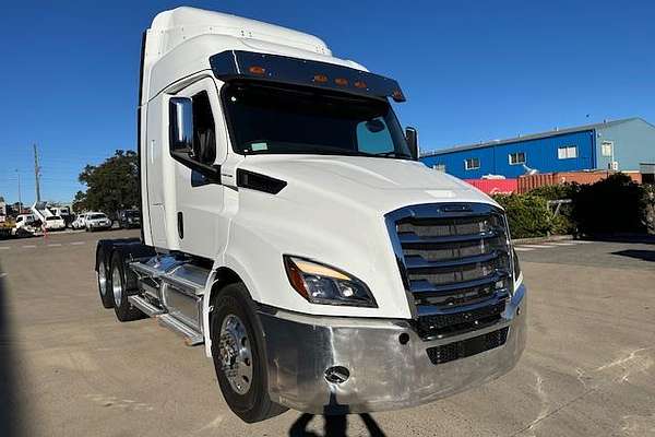 2023 Freightliner Cascadia 116