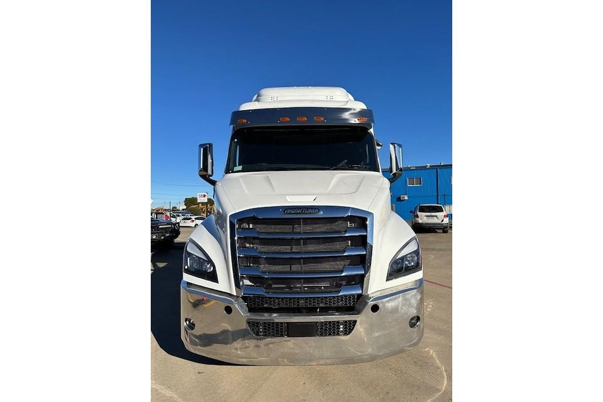 2023 Freightliner Cascadia 116