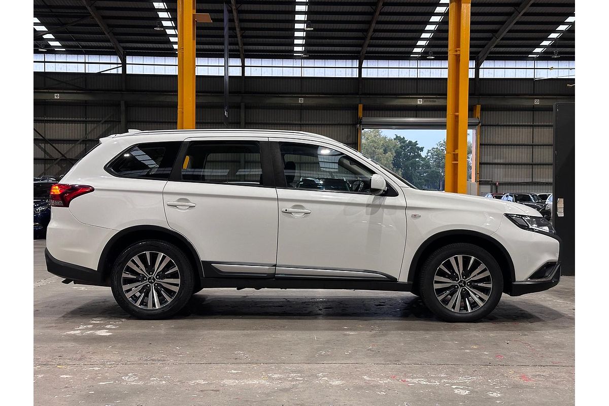 2018 Mitsubishi Outlander ES ZL