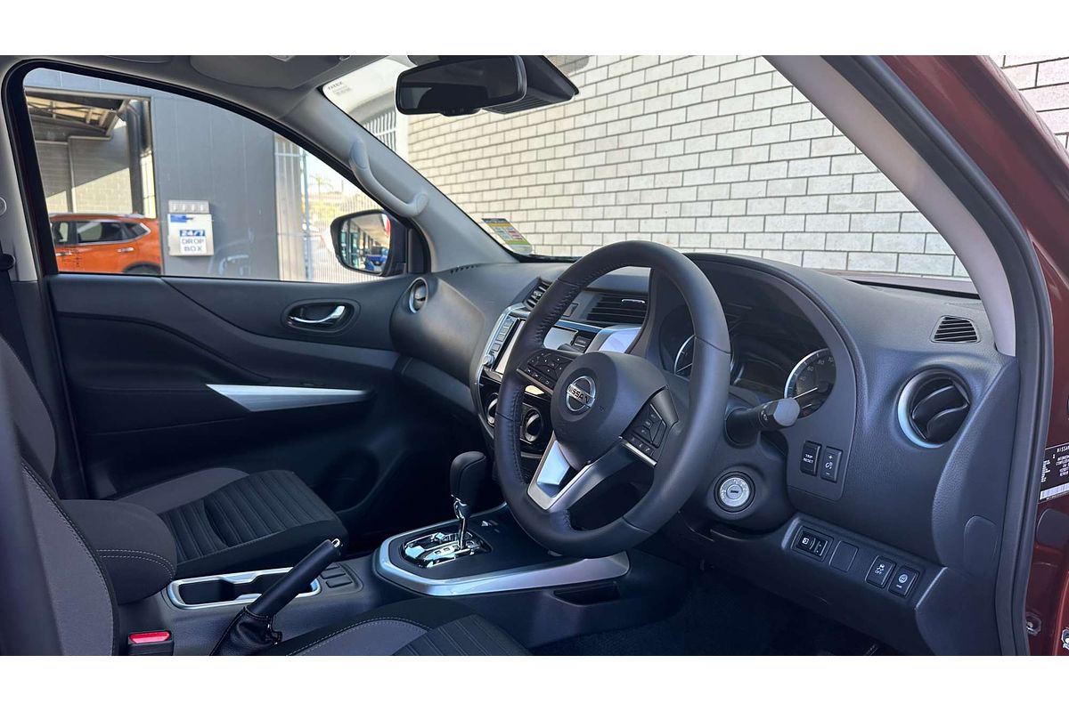 2024 Nissan Navara ST D23 4X4