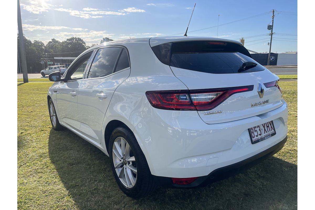 2016 Renault Megane Zen BFB