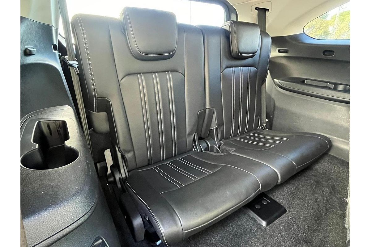 2021 Isuzu MU-X LS-T