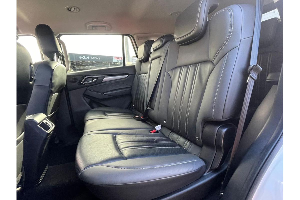 2021 Isuzu MU-X LS-T
