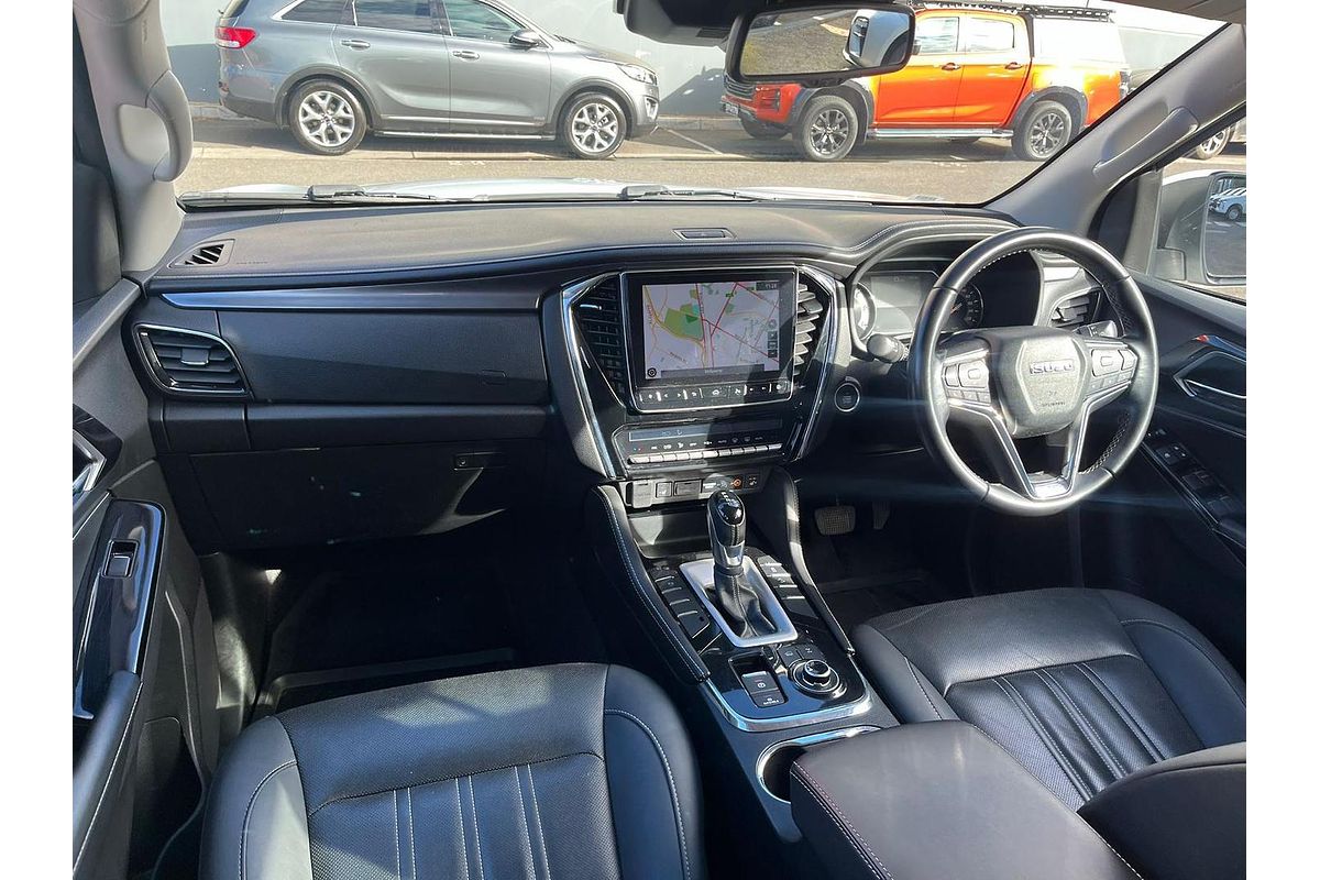 2021 Isuzu MU-X LS-T