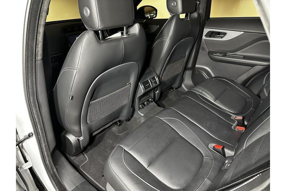 2020 Jaguar F-PACE 20d Chequered Flag X761