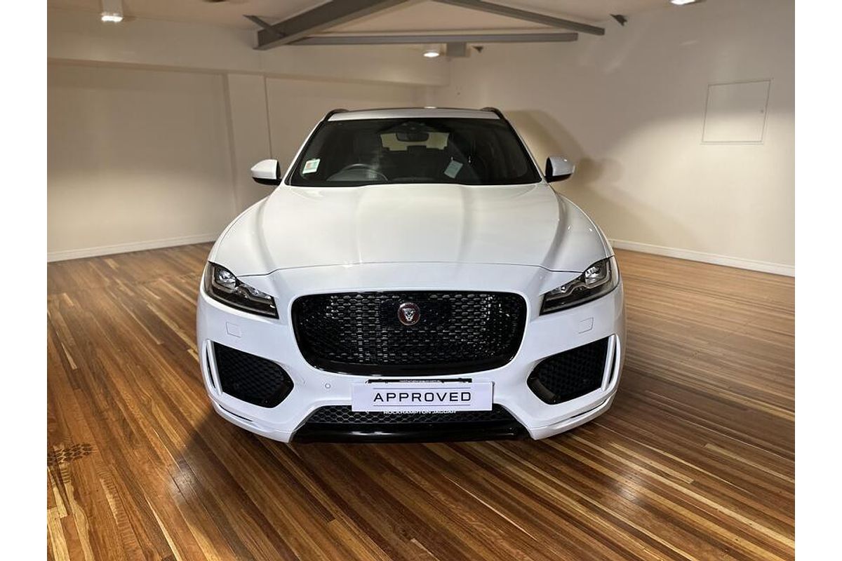2020 Jaguar F-PACE 20d Chequered Flag X761