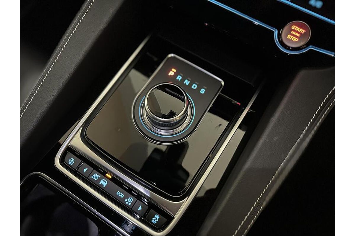 2020 Jaguar F-PACE 20d Chequered Flag X761