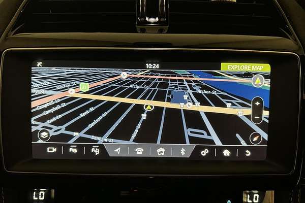 2020 Jaguar F-PACE 20d Chequered Flag X761