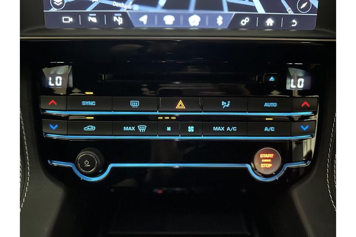 2020 Jaguar F-PACE 20d Chequered Flag X761