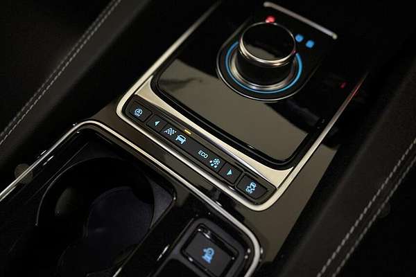 2020 Jaguar F-PACE 20d Chequered Flag X761