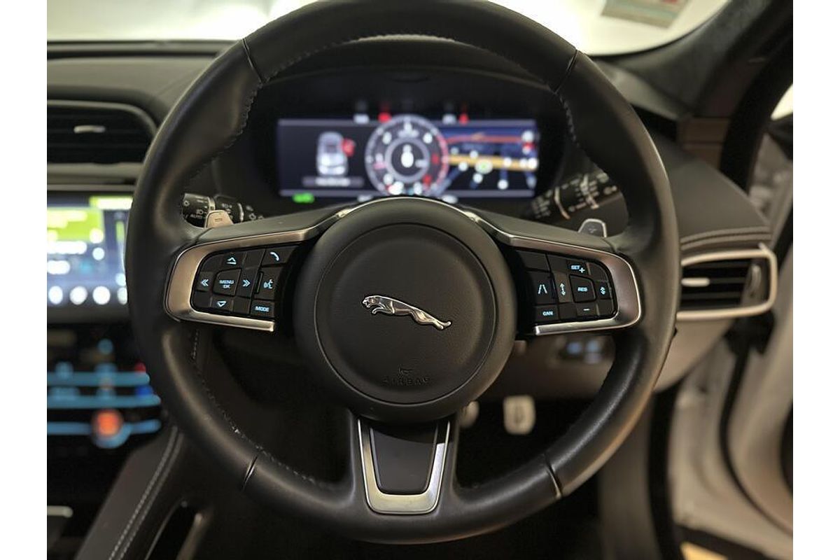 2020 Jaguar F-PACE 20d Chequered Flag X761