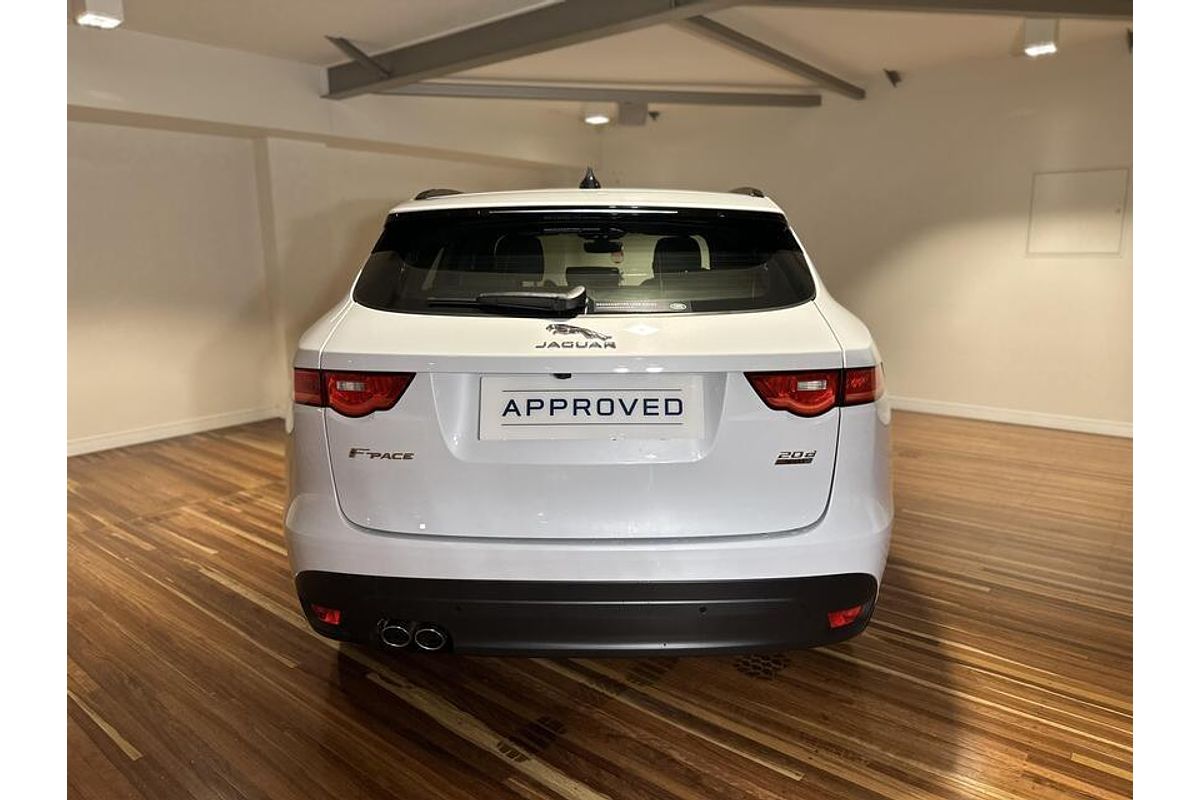 2020 Jaguar F-PACE 20d Chequered Flag X761