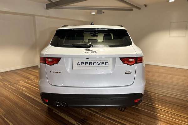 2020 Jaguar F-PACE 20d Chequered Flag X761