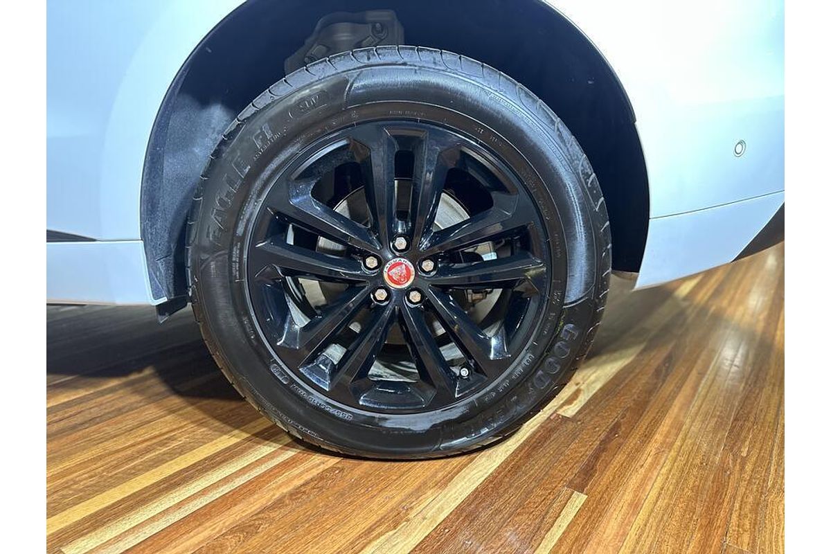 2020 Jaguar F-PACE 20d Chequered Flag X761