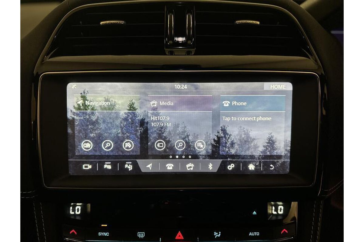 2020 Jaguar F-PACE 20d Chequered Flag X761