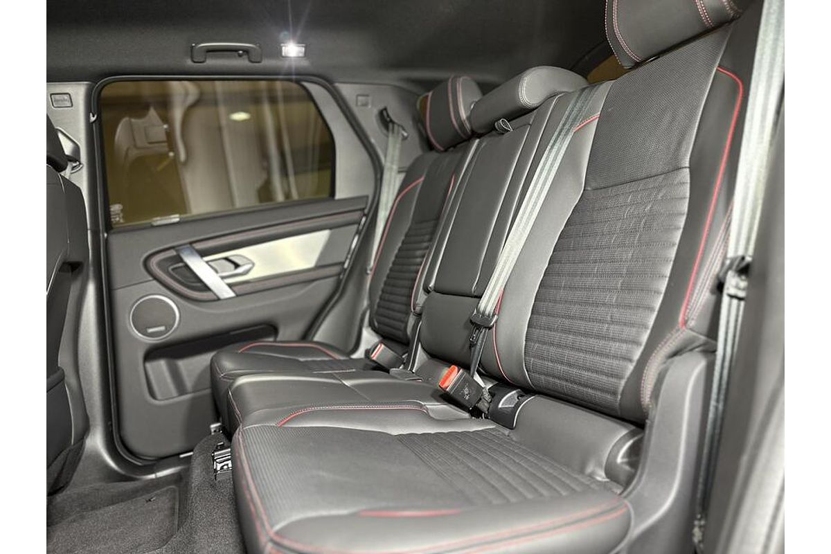 2022 Land Rover Discovery Sport P250 R-Dynamic SE L550