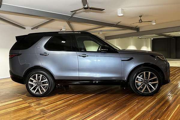 2021 Land Rover Discovery D300 R-Dynamic SE Series 5