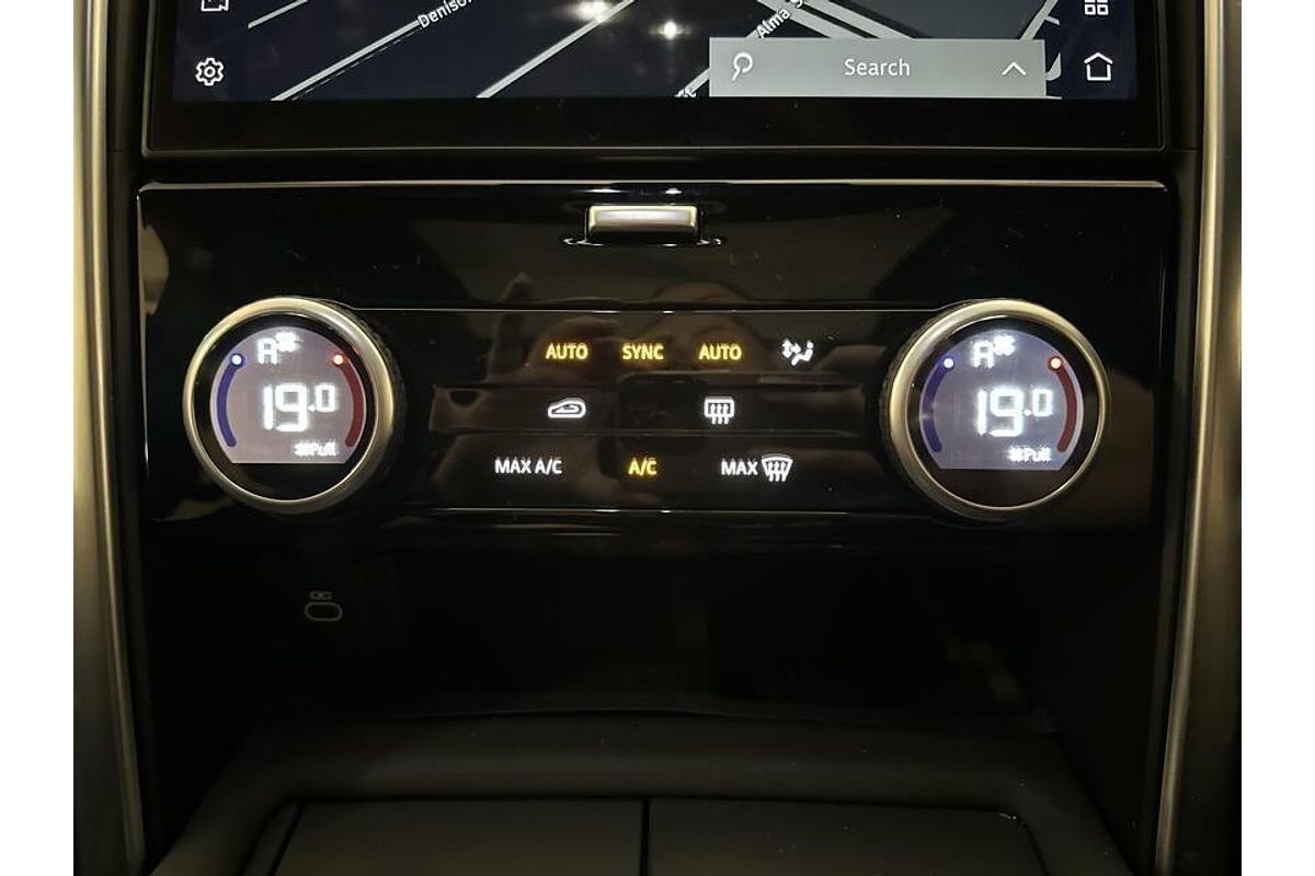 2021 Land Rover Discovery D300 R-Dynamic SE Series 5