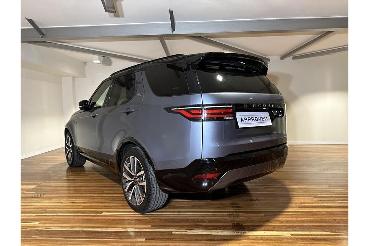 2021 Land Rover Discovery D300 R-Dynamic SE Series 5