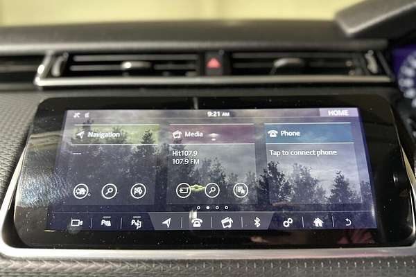 2019 Land Rover Range Rover Velar P250 SE L560