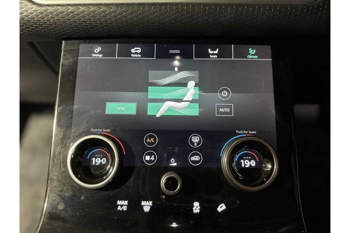 2019 Land Rover Range Rover Velar P250 SE L560