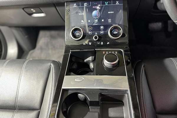 2019 Land Rover Range Rover Velar P250 SE L560