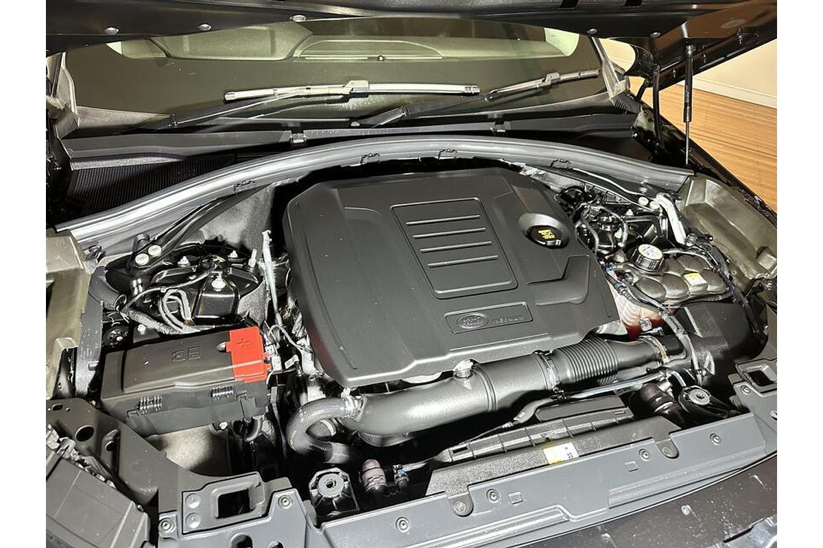 2019 Land Rover Range Rover Velar P250 SE L560