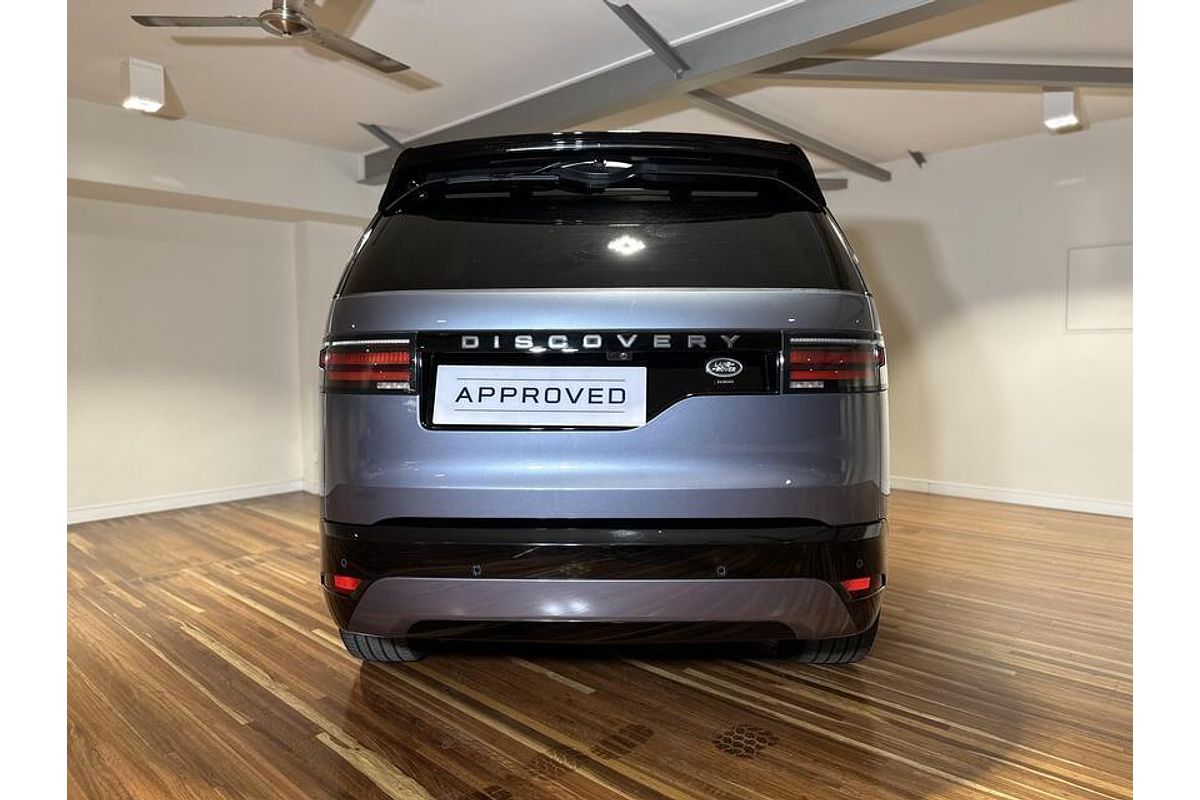 2021 Land Rover Discovery D300 R-Dynamic SE Series 5