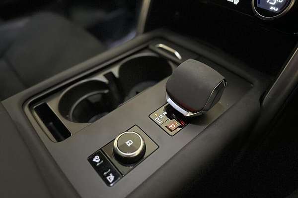 2021 Land Rover Discovery D300 R-Dynamic SE Series 5