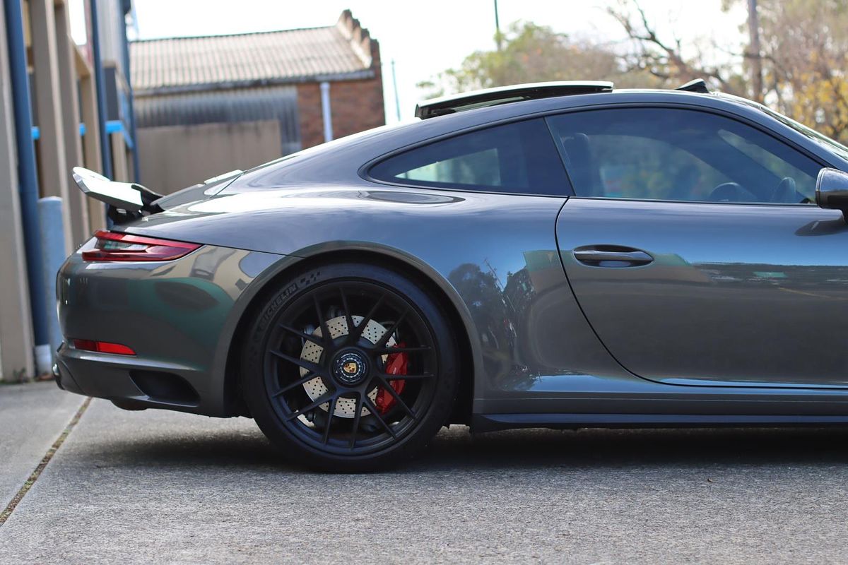 2018 Porsche 911 Carrera GTS 991 II