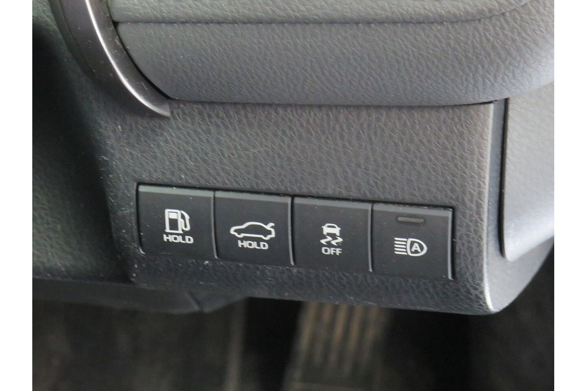 2019 Toyota Camry Ascent ASV70R