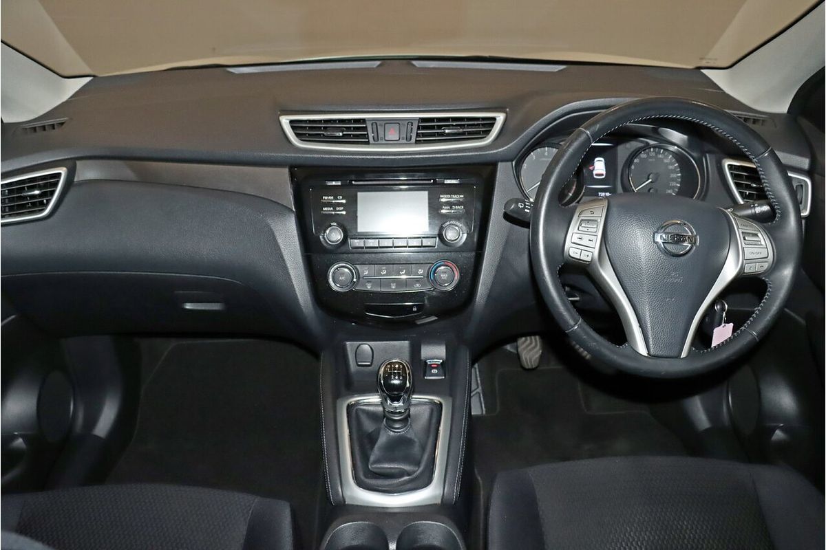 2015 Nissan Qashqai ST J11