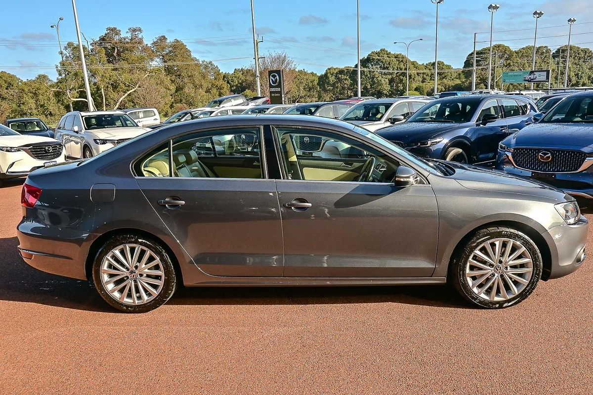 2013 Volkswagen Jetta 147TSI Highline 1B