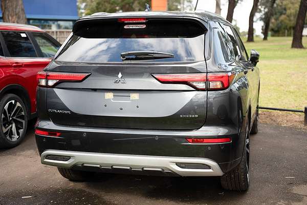 2023 Mitsubishi Outlander Exceed ZM