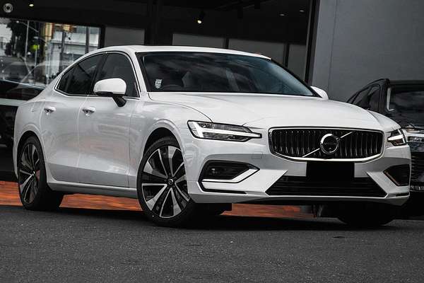2024 Volvo S60 Ultimate B5 Bright