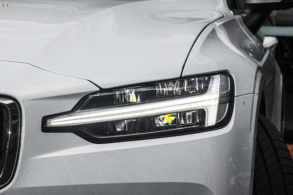 2024 Volvo S60 Ultimate B5 Bright